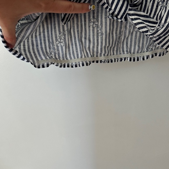 REITMANS | Navy and White Striped Linen Blend Button Up Short Sleeve Blouse - Picture 10 of 15